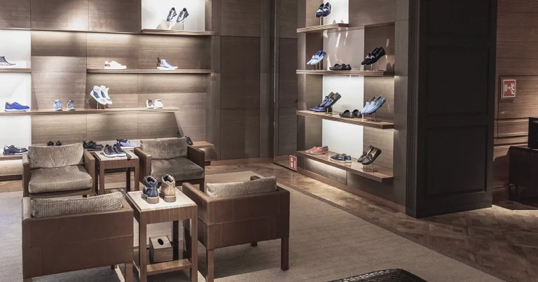 La inversión en locales comerciales aporta rentabilidades interesantes con un riesgo moderado.