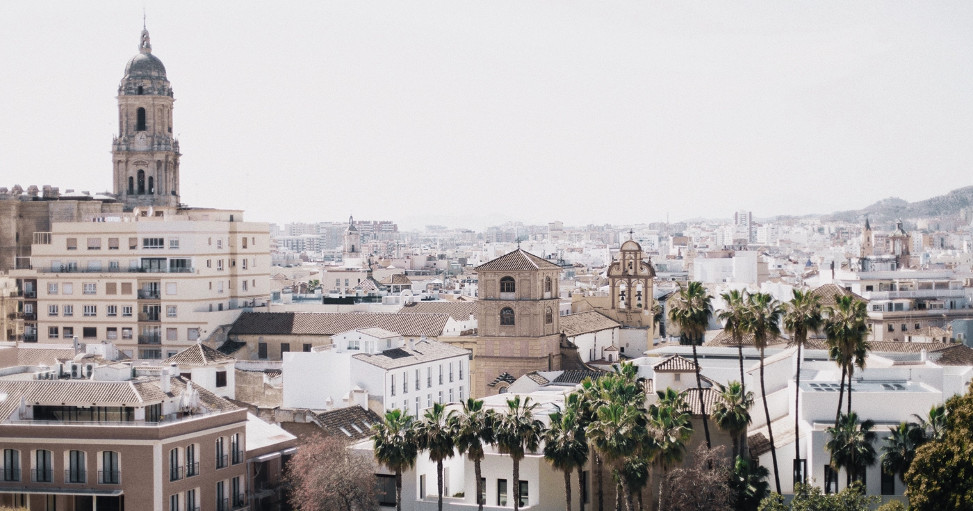 España se convierte en uno de los mejores destinos para invertir en inmuebles. Tanto zona de costa como grandes ciudades.