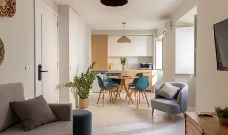 Invierte en apartamentos turísticos en Oporto. Invest in Tourist Apartments in Porto. Investissez dans des appartements touristiques à Porto. Investi in appartamenti turistici a Porto. Investe em apartamentos turísticos no Porto. Investieren Sie in Ferienwohnungen in Porto.