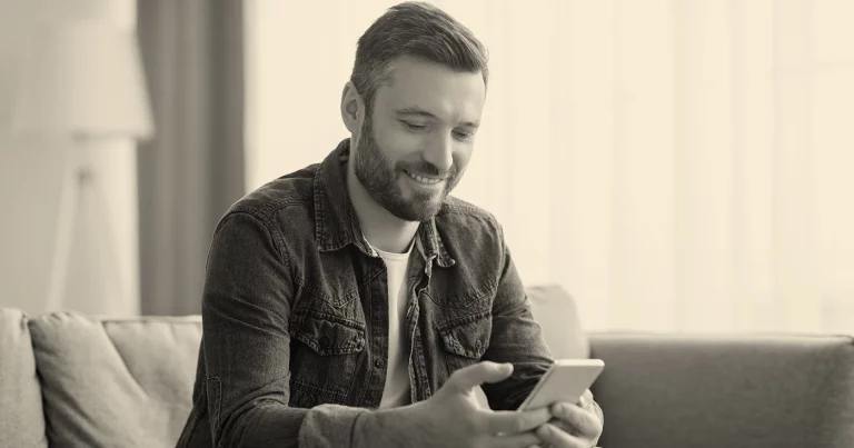 Crowdinvesting: qué es y por qué está revolucionando la inversión inmobiliaria. Crowdinvesting: what it is and why it is revolutionizing real estate investment. Crowdinvesting : qu'est-ce que c'est et pourquoi révolutionne-t-il l’investissement immobilier ? Crowdinvesting: cos’è e perché sta rivoluzionando l’investimento immobiliare. Crowdinvesting: o que é e por que está a revolucionar o investimento imobiliário. Crowdinvesting: Was ist es und warum revolutioniert es die Immobilieninvestition?