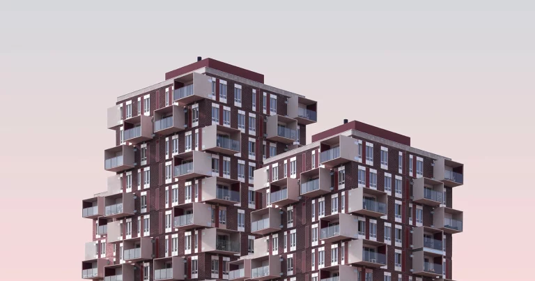 El mercado de vivienda vuelve a coger velocidad de crucero. The Housing Market Regains Cruise Speed. Le marché du logement reprend sa vitesse de croisière. Il mercato immobiliare riprende velocità di crociera. O mercado da habitação volta a ganhar velocidade de cruzeiro. Der Wohnungsmarkt nimmt wieder Fahrt auf.