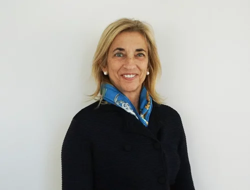 Urbanitae incorpora a Alicia Hinojosa a su Comité de Inversiones. Urbanitae welcomes Alicia Hinojosa to its investment committee. Urbanitae intègre Alicia Hinojosa à son Comité d'Investissements. Urbanitae incorpora Alicia Hinojosa nel suo comitato di investimenti. Urbanitae incorpora Alicia Hinojosa ao seu Comité de Investimentos. Urbanitae nimmt Alicia Hinojosa in sein Investitionskomitee auf.