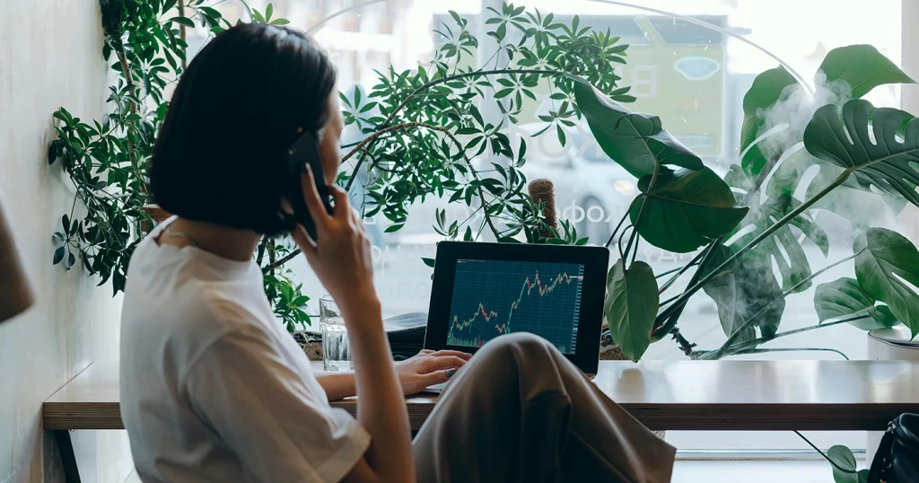 Cómo invertir bien: 5 claves de Daniel Lacalle para evitar errores. How to Invest Wisely: 5 Key Tips from Daniel Lacalle to Avoid Mistakes. Comment bien investir : 5 conseils clés de Daniel Lacalle pour éviter les erreurs. Come investire bene: 5 consigli chiave di Daniel Lacalle per evitare errori. Como investir bem: 5 dicas essenciais de Daniel Lacalle para evitar erros. Richtig investieren: 5 zentrale Tipps von Daniel Lacalle zur Vermeidung von Fehlern. 