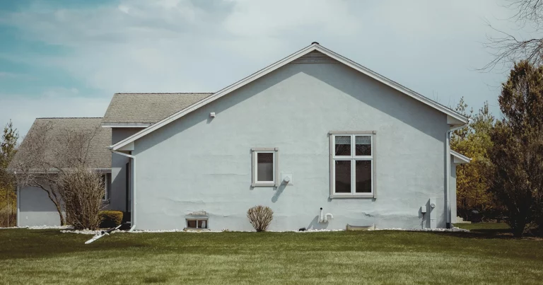 Repunte de la inversión en segunda residencia. Increase in investment in second homes. Reprise de l’investissement dans les résidences secondaires. Ripresa degli investimenti nelle seconde case. Retoma do investimento em segunda habitação. Anstieg der Investitionen in Zweitwohnungen.