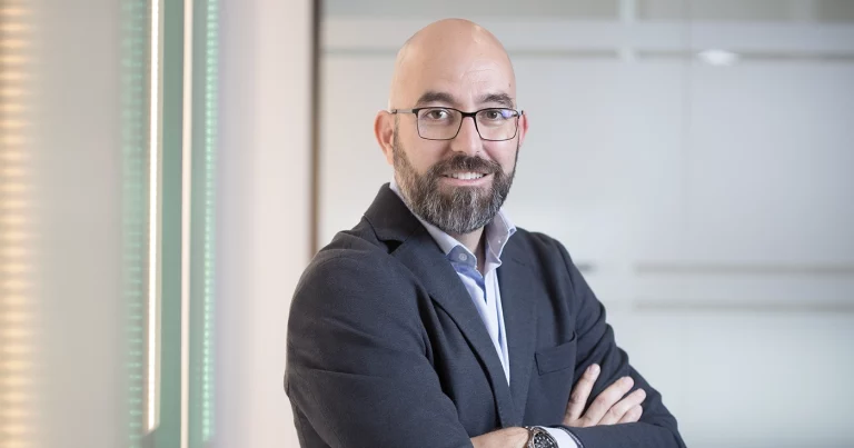 No hay burbuja inmobiliaria, pero los precios no pueden subir eternamente. There is no real estate bubble, but prices cannot rise forever. Il n’y a pas de bulle immobilière, mais les prix ne peuvent pas monter éternellement. Es gibt keine Immobilienblase, aber die Preise können nicht ewig steigen. Non c’è una bolla immobiliare, ma i prezzi non possono salire all’infinito. Não há bolha imobiliária, mas os preços não podem subir eternamente.