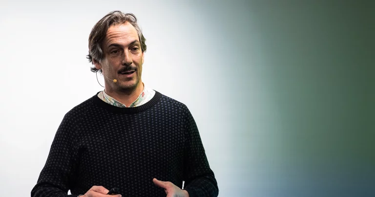 Distrito Natural: vivienda ecológica y colaborativa para un futuro sostenible. Eco-friendly and collaborative housing for a sustainable future. Habitat écologique et collaboratif pour un avenir durable. Habitação ecológica e colaborativa para um futuro sustentável. Ökologisches und kollaboratives Wohnen für eine nachhaltige Zukunft. Abitazioni ecologiche e collaborative per un futuro sostenibile.