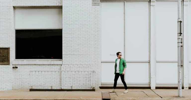 El perfil del inversor inmobiliario extranjero en España The Profile of the Foreign Real Estate Investor in Spain Le profil de l’investisseur immobilier étranger en Espagne Das Profil des ausländischen Immobilieninvestors in Spanien O perfil do investidor imobiliário estrangeiro em Espanha Il profilo dell’investitore immobiliare straniero in Spagna