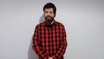 Rehabilitación de casas rurales: Revivía transforma pueblos con inversión inmobiliaria Rural house rehabilitation: Revivía transforms villages through real estate investment Réhabilitation de maisons rurales: Revivía transforme les villages grâce à l’investissement immobilier Sanierung von Landhäusern: Revivía verwandelt Dörfer durch Immobilieninvestitionen Riqualificazione di case rurali: Revivía trasforma i borghi con investimenti immobiliari Reabilitação de casas rurais: Revivía transforma aldeias com investimento imobiliário