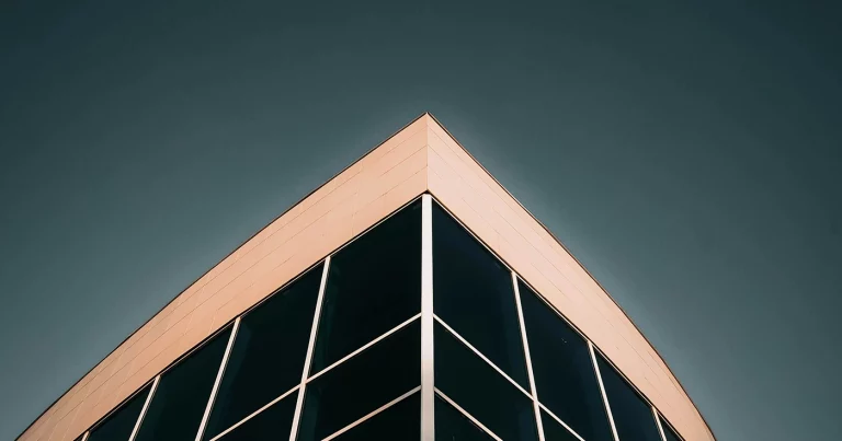 Tendencias del crowdfunding inmobiliario en España para 2026. Real estate crowdfunding trends in Spain for 2026. Tendances du crowdfunding immobilier en Espagne pour 2026. Trends im Immobilien-Crowdfunding in Spanien für 2026. Tendenze del crowdfunding immobiliare in Spagna per il 2026. Tendências do crowdfunding imobiliário em Espanha para 2026.