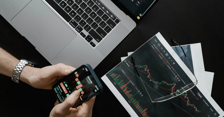 Tipos de interés: ¿hemos tocado techo y cómo afecta a la inversión? Interest Rates Have Become a Key Driver of Investment Decisions in Recent Years. Les taux d’intérêt sont devenus un moteur clé des décisions d’investissement ces dernières années. Tassi di interesse Abbiamo toccato il picco e come influisce sugli investimenti. Zinsen sind in den letzten Jahren zu einem der wichtigsten Treiber von Anlageentscheidungen geworden. Taxas de juro Já atingimos o pico e como isso afeta os investimentos.