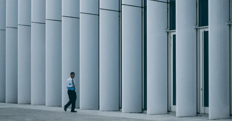 Cómo diversificar tu cartera inmobiliaria con poco capital: estrategias efectivas para invertir mejor. How to Diversify Your Real Estate Portfolio with Little Capital: Effective Strategies to Invest Smarter. Come diversificare il tuo portafoglio immobiliare con poco capitale: strategie efficaci per investire meglio. Como diversificar sua carteira imobiliária com pouco capital: estratégias eficazes para investir melhor. Wie du dein Immobilienportfolio mit wenig Kapital diversifizierst: effektive Strategien für besseres Investieren.