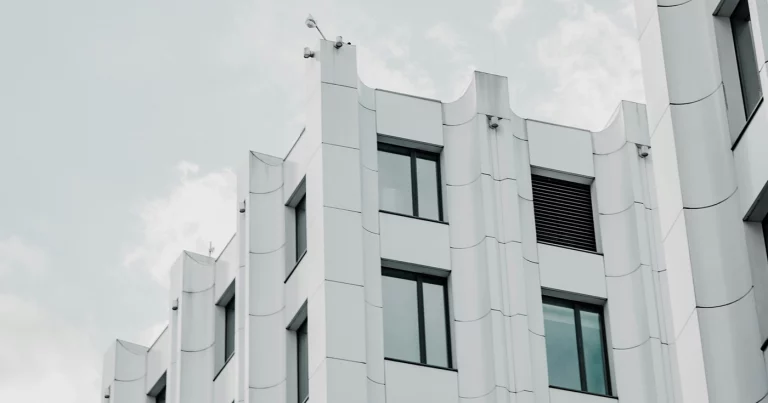 Alquiler vs inversión alternativa: rentabilidad de comprar piso frente a Urbanitae