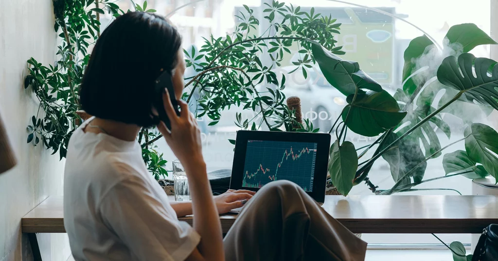 
Entender la rentabilidad preferente inmobiliaria, el pari passu y el promote. Understanding preferred returns in real estate, pari passu and promote. Comprendre le rendement préférentiel immobilier, le pari passu et le promote. Die bevorzugte Rendite im Immobilienbereich, pari passu und Promote verstehen. Comprendere il rendimento preferenziale immobiliare, il pari passu e il promote. Compreender a rentabilidade preferencial imobiliária, o pari passu e o promote.