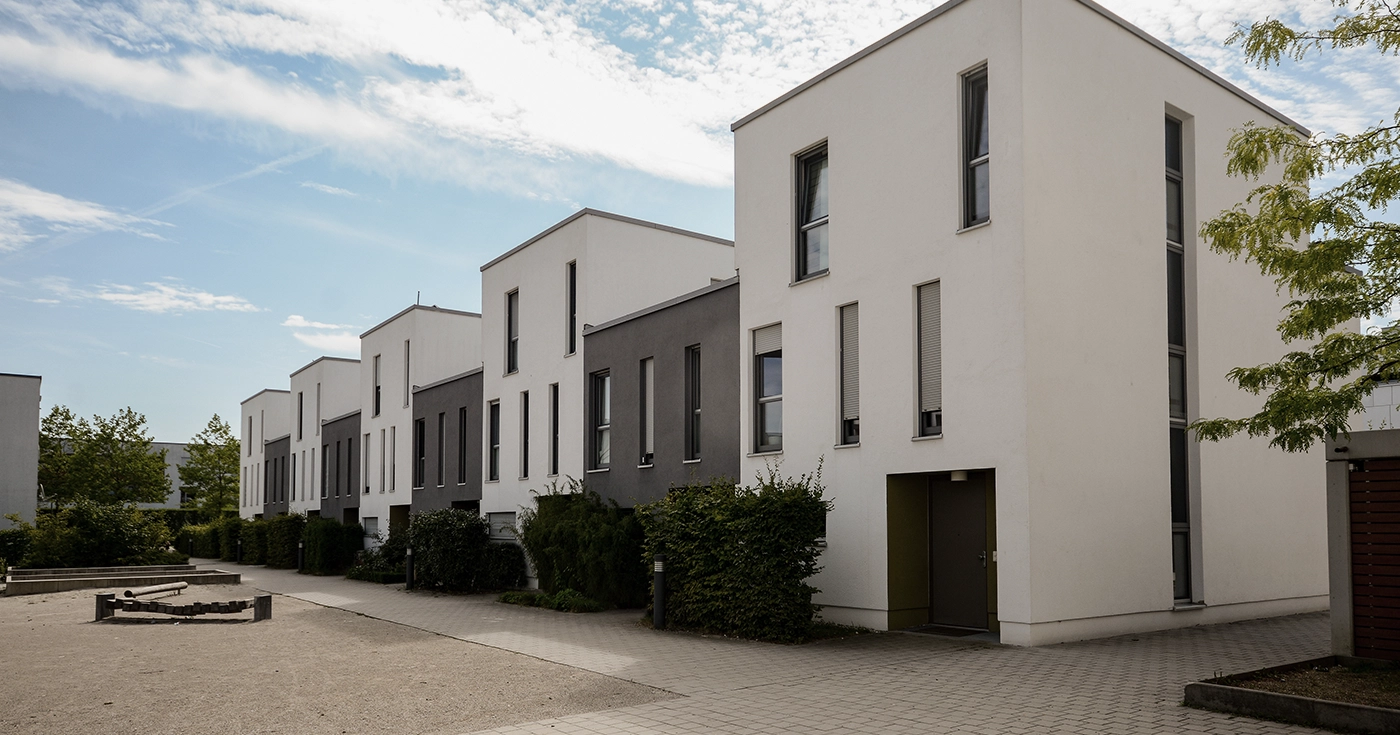 Residencial prime en España: menos volumen y más calidad. Prime residential in Spain: less volume, more quality. Résidentiel prime en Espagne : moins de volume, plus de qualité. Residenziale prime in Spagna: meno volume, più qualità. Residencial prime em Espanha: menos volume, mais qualidade. Prime-Wohnimmobilien in Spanien: weniger Volumen, mehr Qualität.