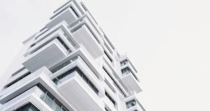 Cómo saber si un piso es buena inversión paso a paso. How to know if a flat is a good investment step by step. Comment savoir si un appartement est un bon investissement. Come capire se un appartamento è un buon investimento. Como saber se um apartamento é um bom investimento passo a passo. Wie man Schritt für Schritt erkennt, ob eine Wohnung eine gute Investition ist.