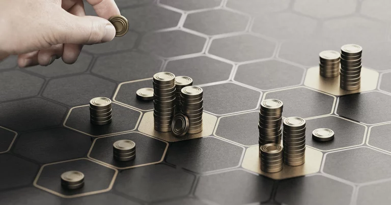 Tipos de fondos de inversión: guía para elegir. Types of investment funds: guide to choosing. Types de fonds d’investissement : guide pour choisir. Tipi di fondi d’investimento: guida per scegliere. Tipos de fundos de investimento: guia para escolher. Arten von Investmentfonds: Leitfaden zur Auswahl.